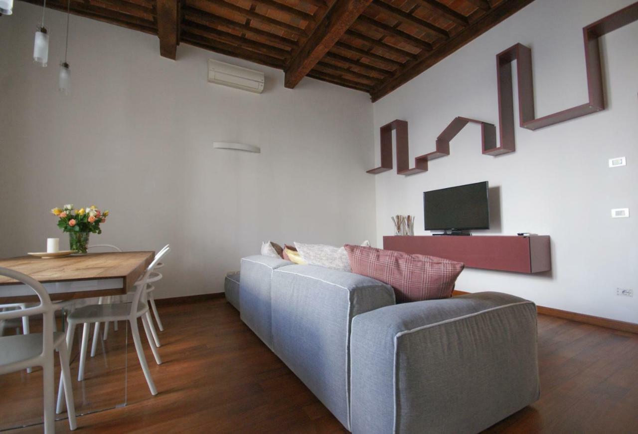 Tabacchi Luxury Apartment In Lucca Historical Center Near Toll Parking Eksteriør bilde